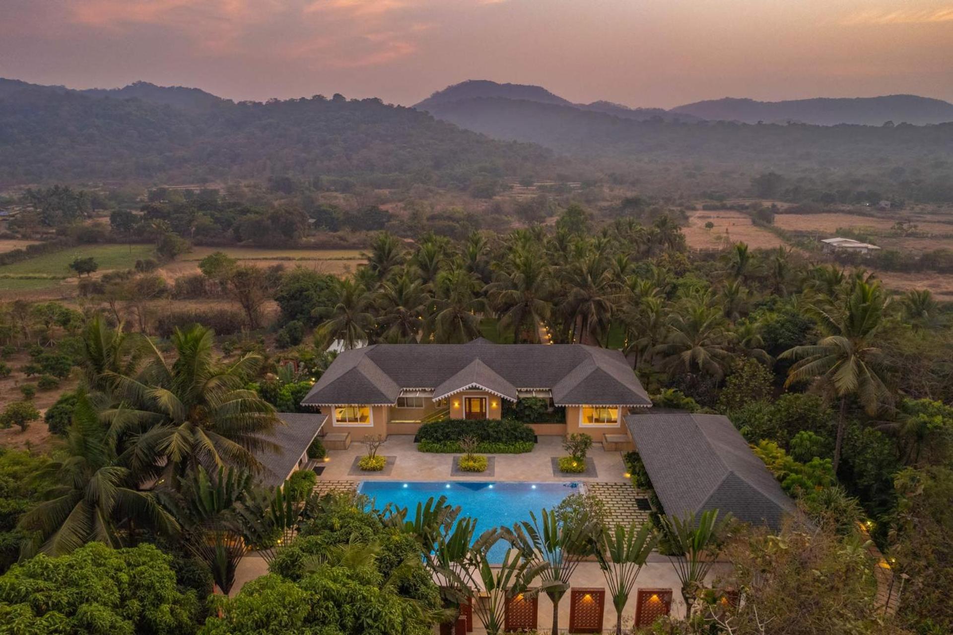 Stayvista At Amara Villa Luxury Collection With Private Pool & Gazebo 阿里巴格 外观 照片